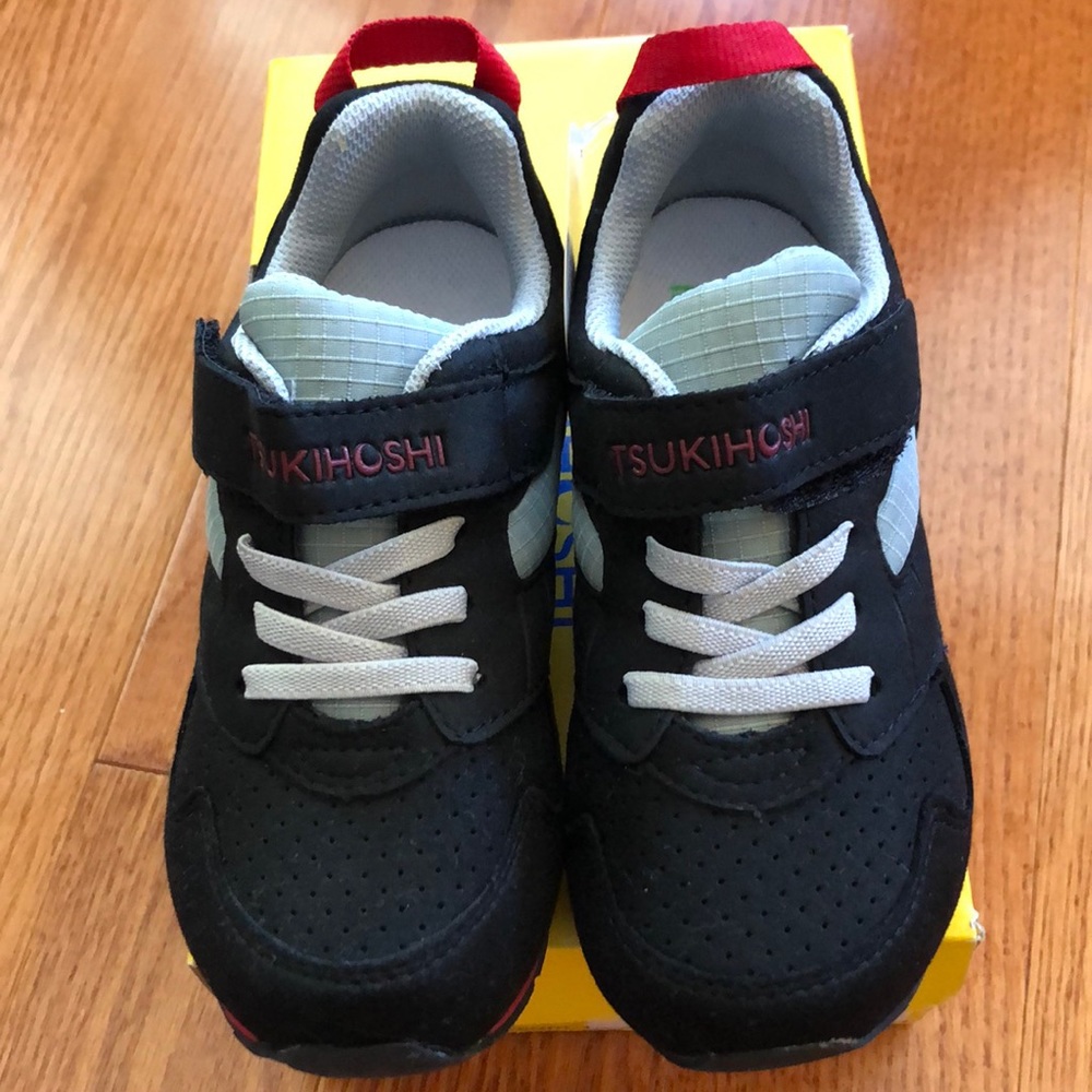 NWT Tsukihoshi Racer Sneakers Black Red Size 10